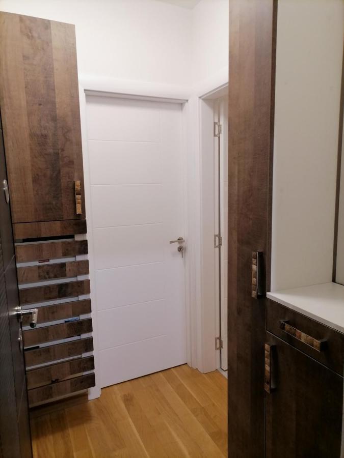 Apartman Ana Ni エクステリア 写真